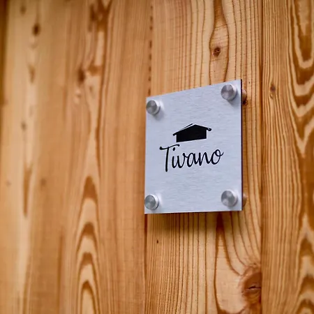 - Treeb Tivano * Bellagio