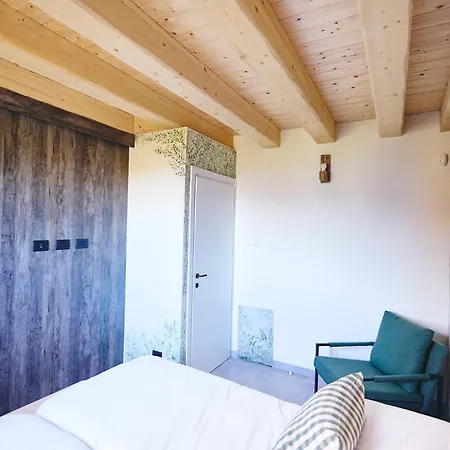 - Treeb Tivano * 贝拉焦